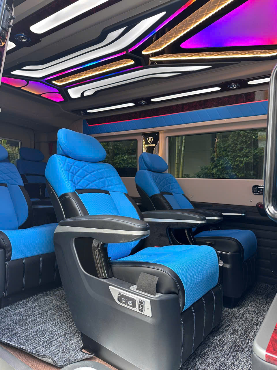 Nội thất limousine Anh Huy 92